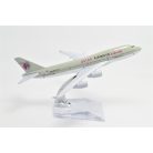 QATAR AIRWAYS B747 repülőgép modell